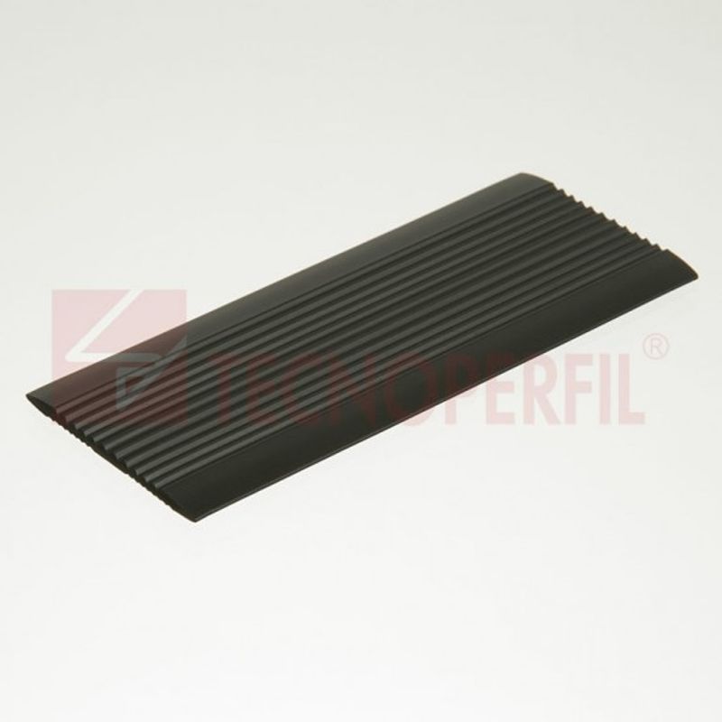 TESTEIRA-PVC-DEGRAU-PLANA-FLEXiVEL-TEC910-TECNOPERFIL